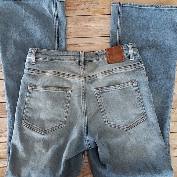 MTWTFSS Jeans - Picture 3 of 4